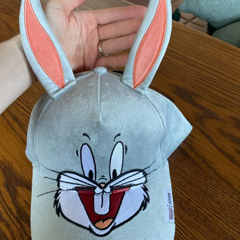 Looney Tunes Justice Bugs Bunny Plush Light Gray Baseball Cap